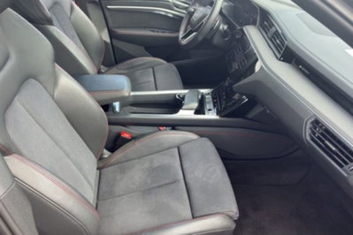 Audi Q8 Sportback 50 S line edition quattro (7)