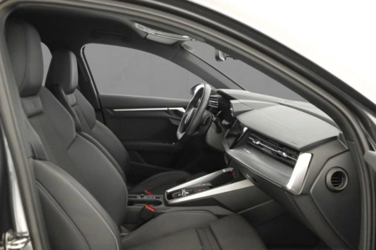 Audi S3 Sedan TFSI 310 CV quattro S tronic sport attitude (7)