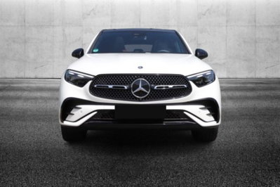 Mercedes-Benz GLC 220 d 4Matic Mild Hybrid AMG Premium Plus (4)