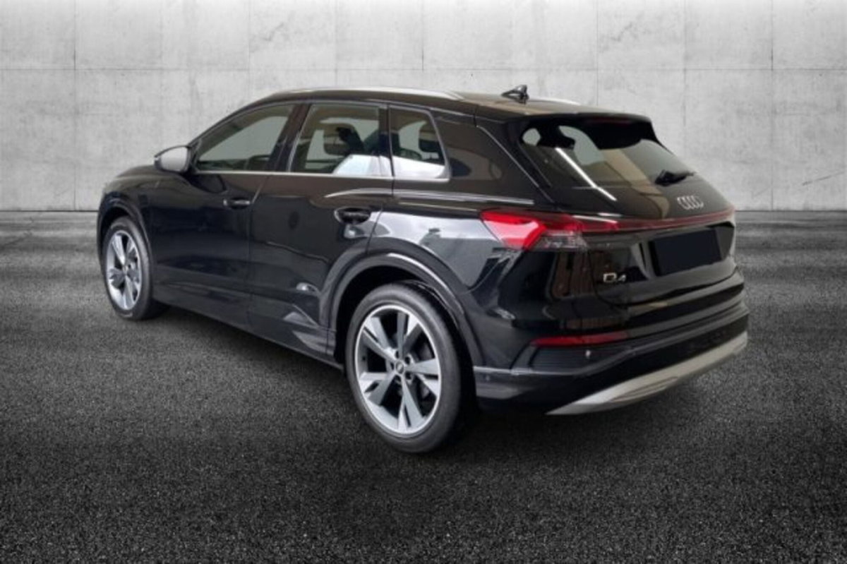 Audi Q4 Q4 50 e-tron quattro Business Advanced (2)
