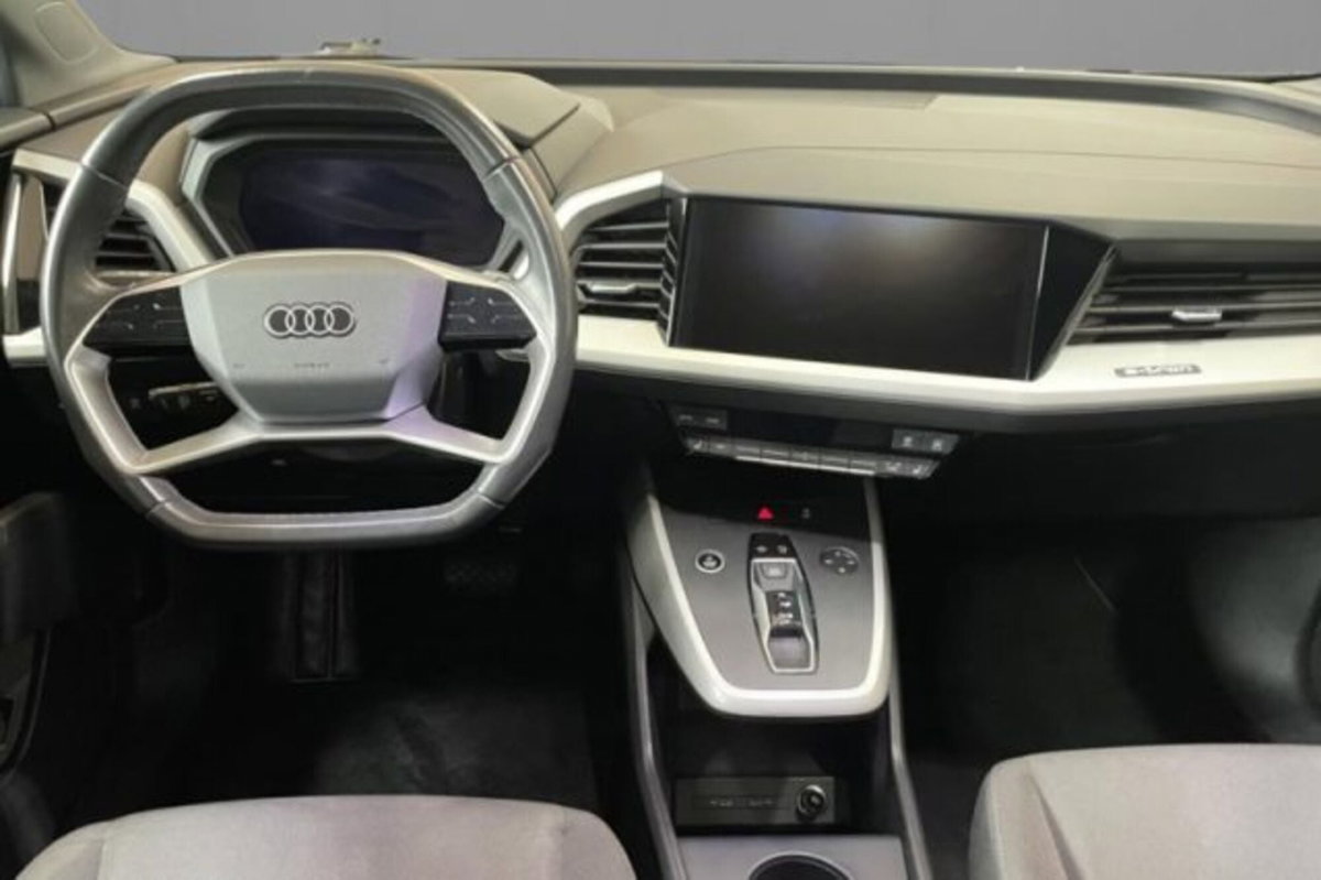 Audi Q4 Q4 50 e-tron quattro Business Advanced (6)