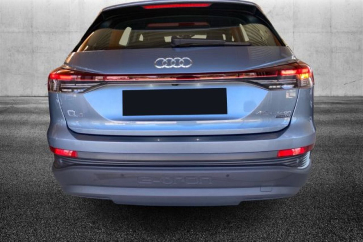 Audi Q4 Q4 45 e-tron quattro Business Advanced (5)