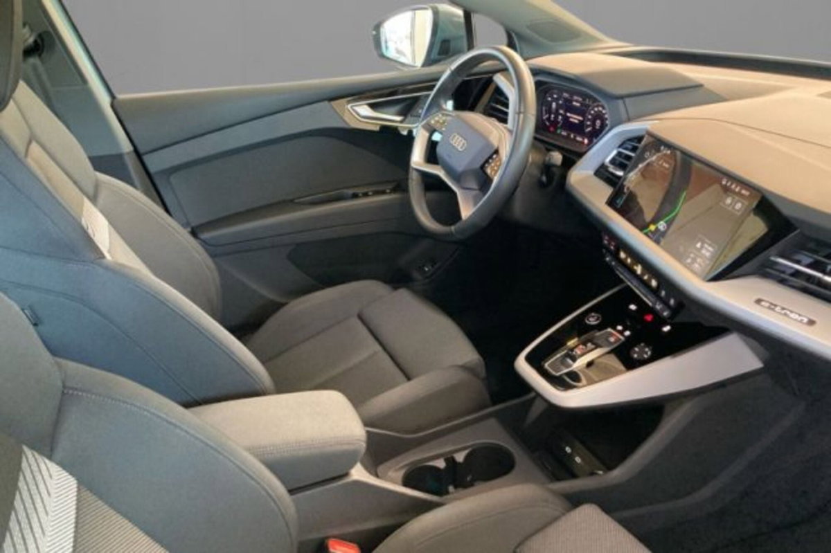 Audi Q4 Q4 45 e-tron quattro Business Advanced (7)