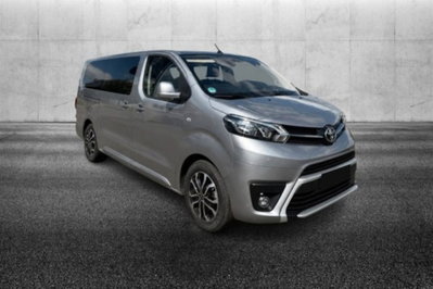 Toyota Proace Verso Verso 2.0D 177 CV L2 D Luxury usata