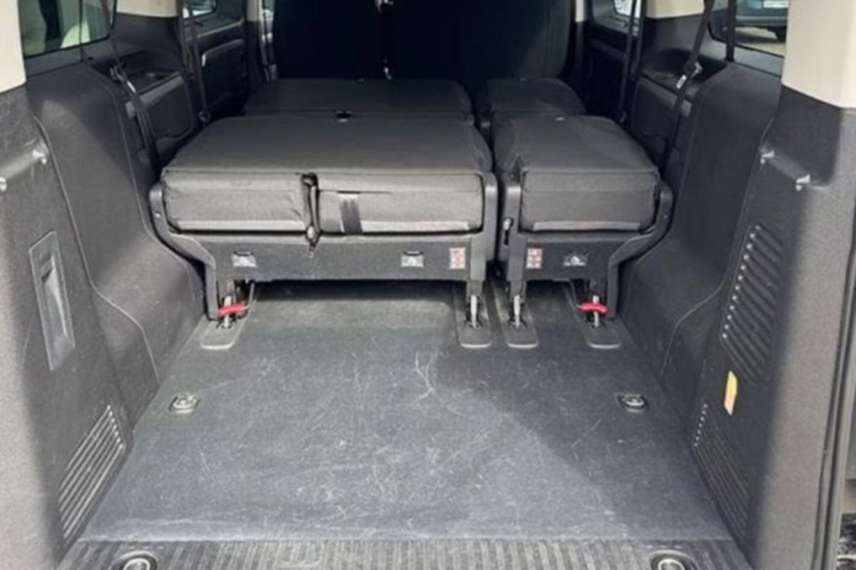 Toyota Proace Verso Verso 2.0D 150 CV L2 D Lounge (6)