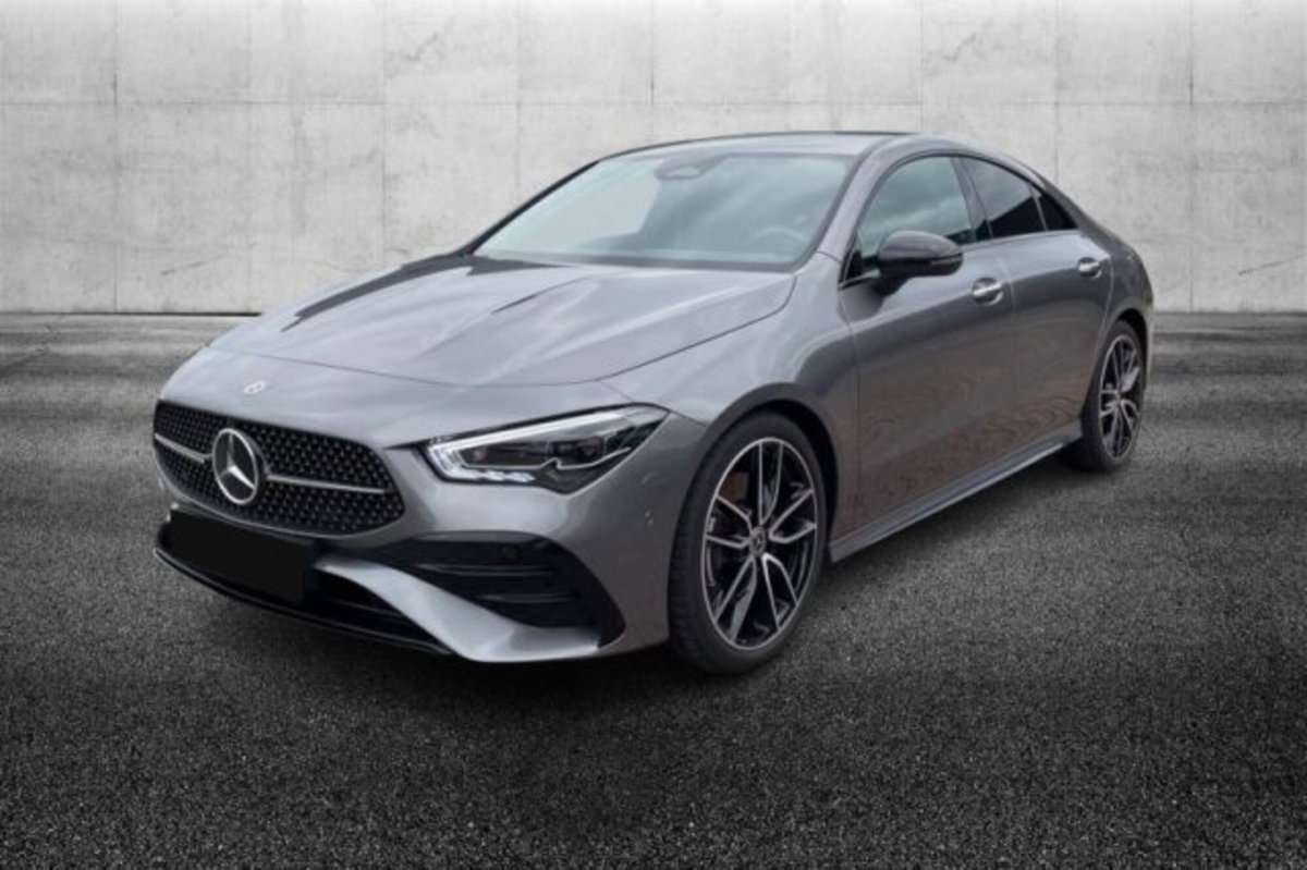 Mercedes-Benz CLA 200 Automatic Premium