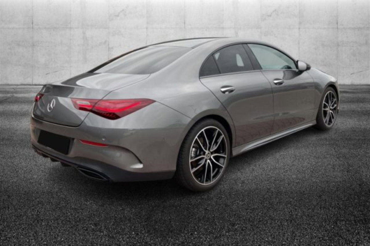 Mercedes-Benz CLA 200 Automatic Premium (3)
