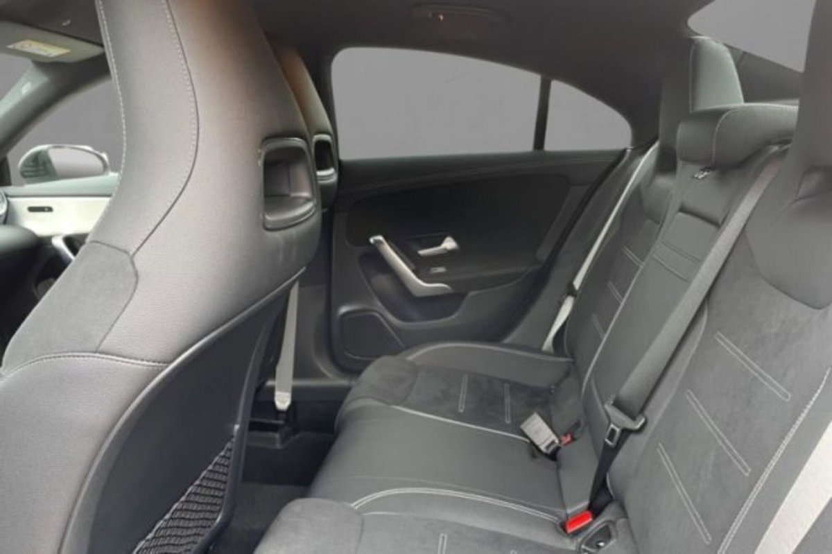 Mercedes-Benz CLA 200 Automatic Premium (6)