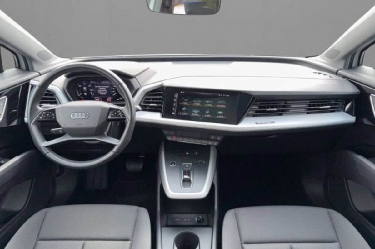 Audi Q4 Q4 35 e-tron Business Advanced (6)