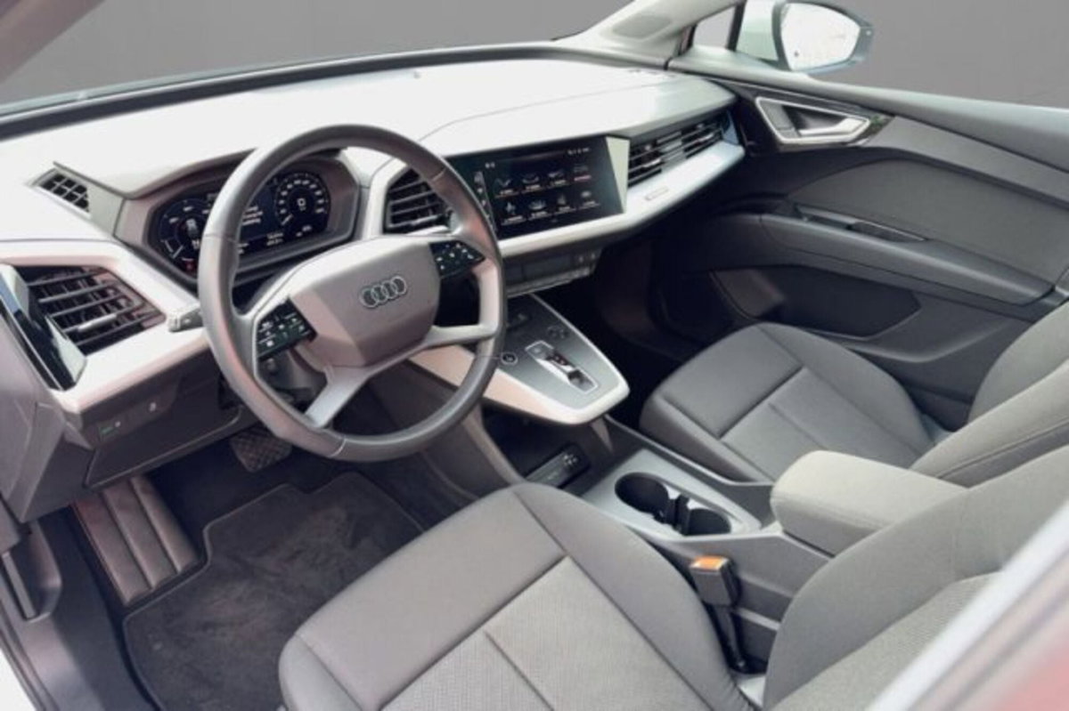 Audi Q4 Q4 35 e-tron Business Advanced (7)