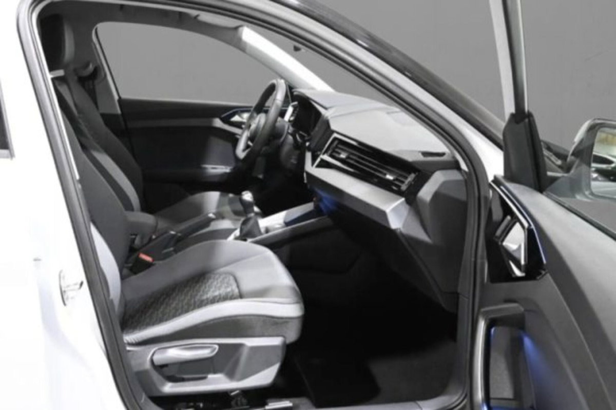 Audi A1 Sportback 30 TFSI S tronic S line edition (7)
