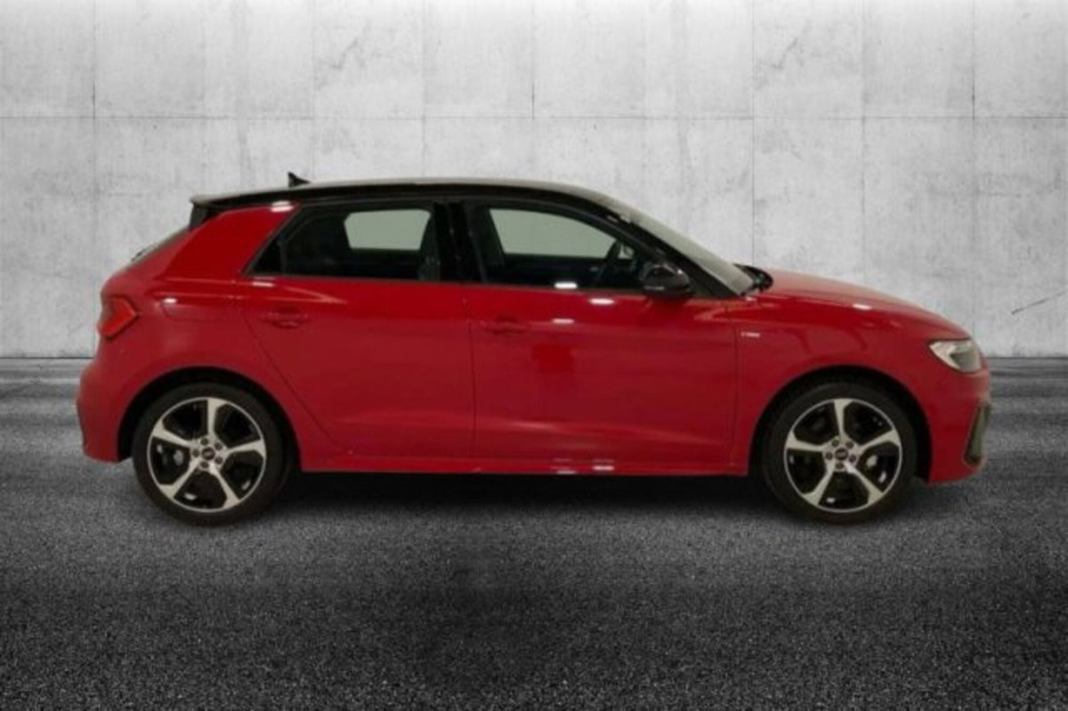 Audi A1 Sportback 30 TFSI S tronic S line edition (3)
