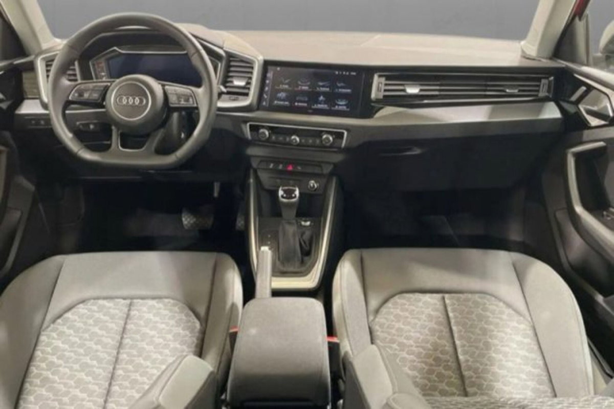 Audi A1 Sportback 30 TFSI S tronic S line edition (6)