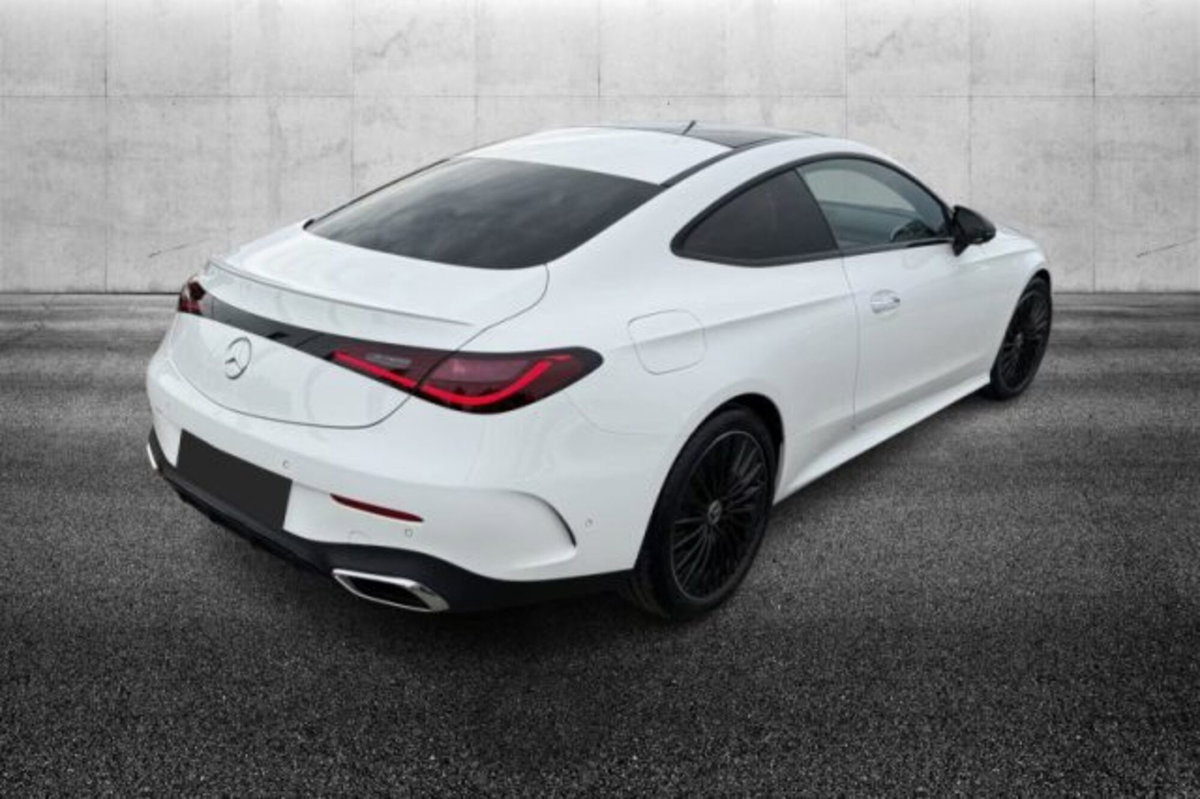 Mercedes-Benz CLE Coupé 200 AMG Line Premium auto (2)