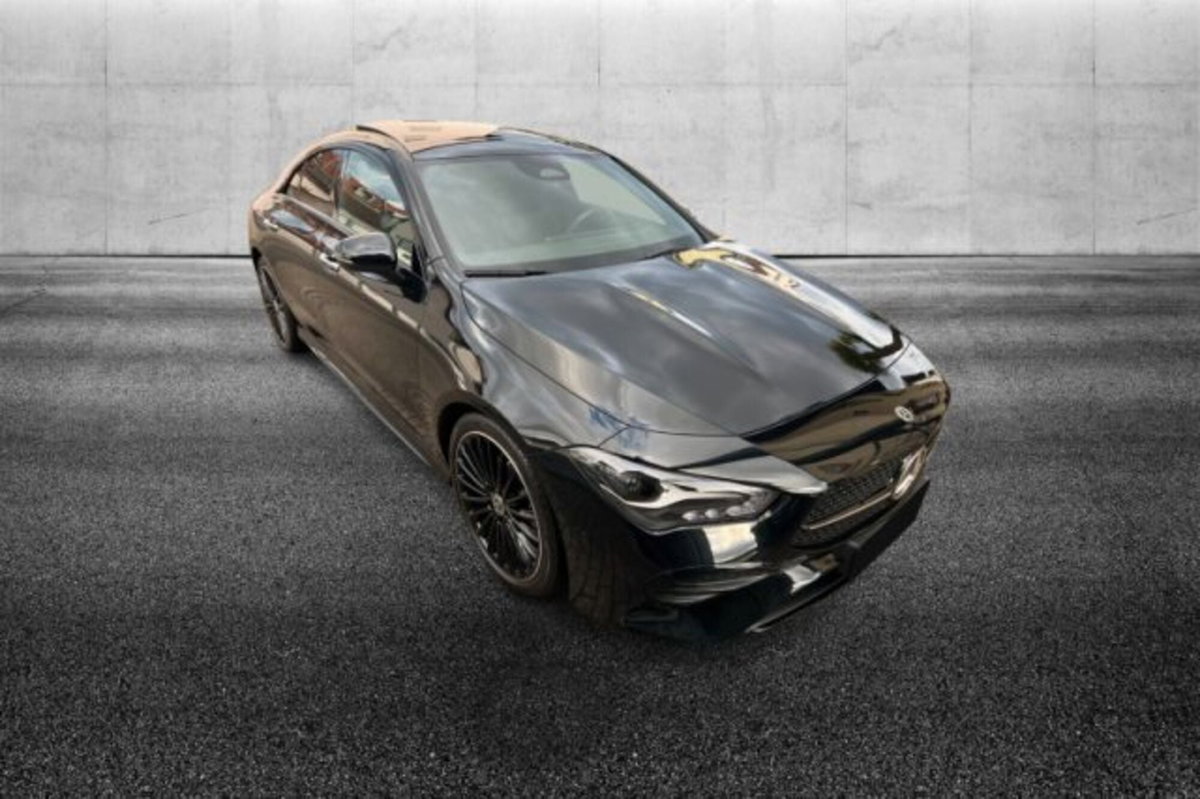 Mercedes-Benz CLA 180 Automatic Premium (2)