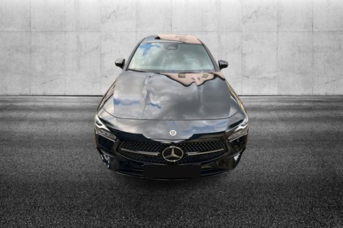 Mercedes-Benz CLA 180 Automatic Premium (5)