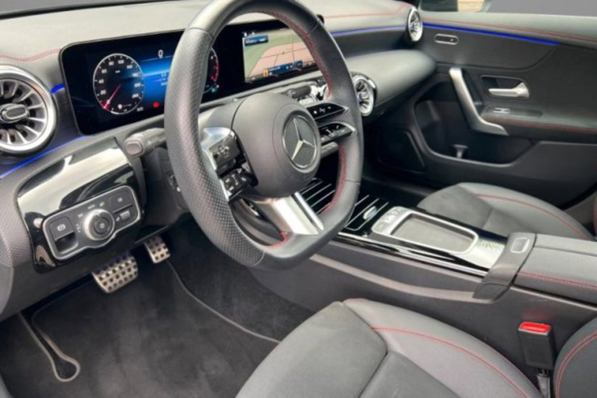 Mercedes-Benz CLA 180 Automatic Premium (7)