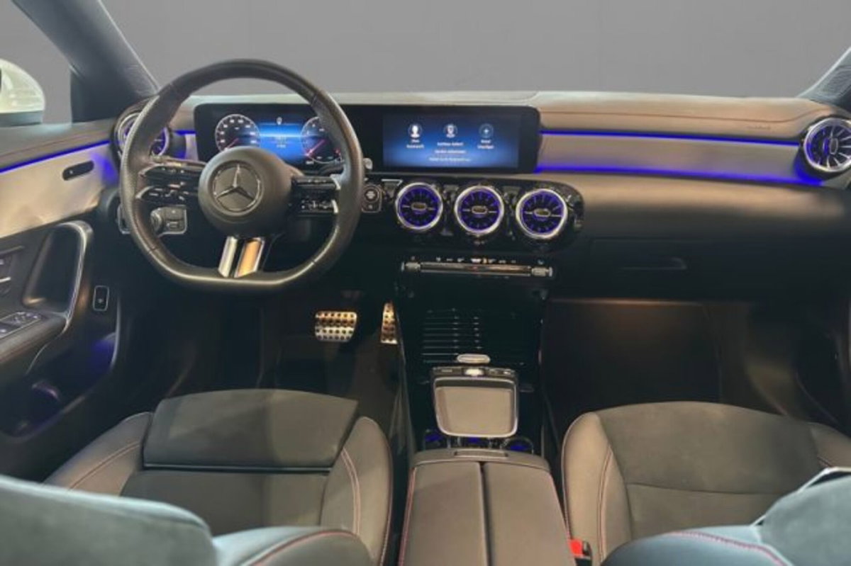 Mercedes-Benz CLA Shooting Brake 200 AMG Line Advanced Plus auto (5)