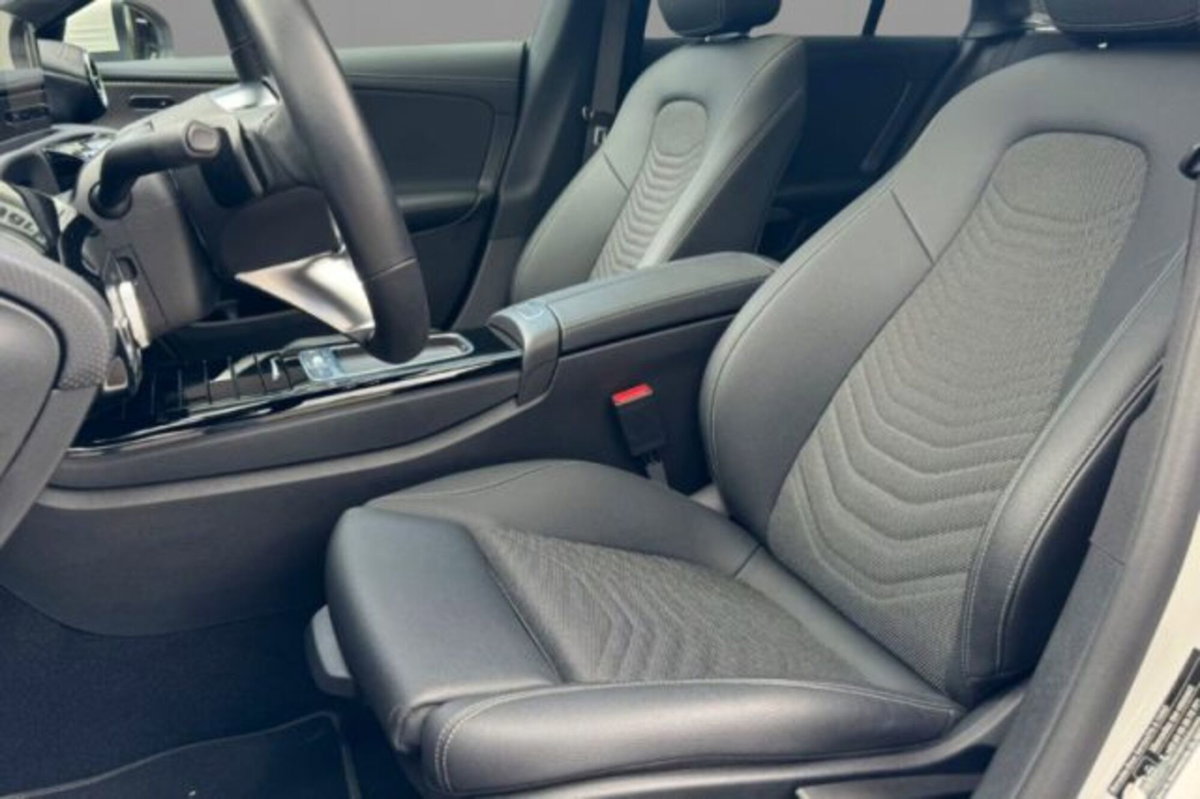 Mercedes-Benz CLA Shooting Brake 180 Progressive Advanced auto (7)