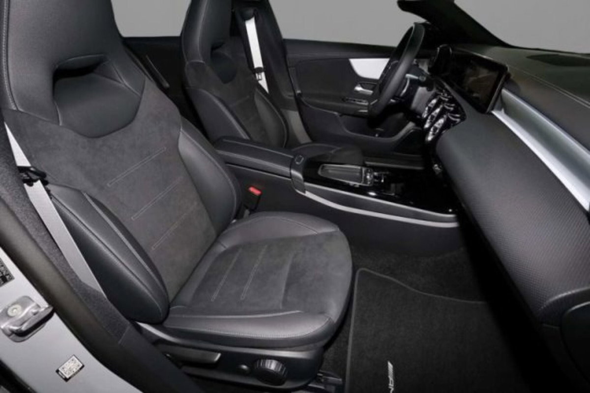 Mercedes-Benz CLA Shooting Brake 200 d AMG Line Premium Plus auto (4)