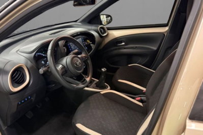 Toyota Aygo X 1.0 VVT-i 72 CV 5 porte Limited Air (6)