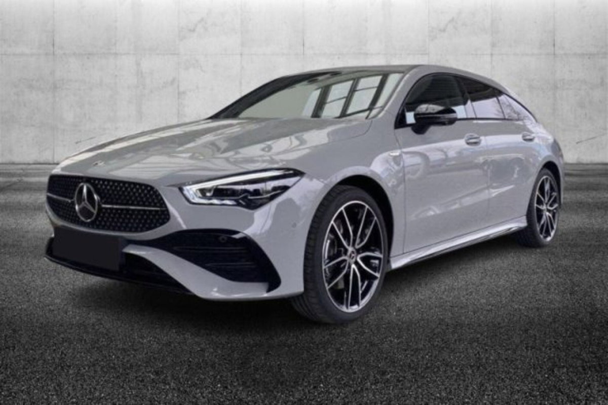 Mercedes-Benz CLA Shooting Brake 250 e phev AMG Line Premium auto