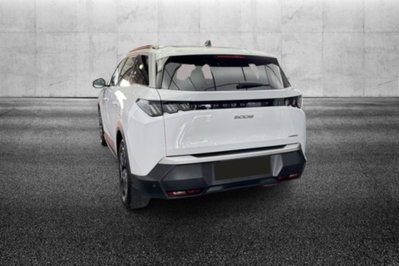 Peugeot 5008 1.2 hybrid Allure 145cv e-dcs6 (3)