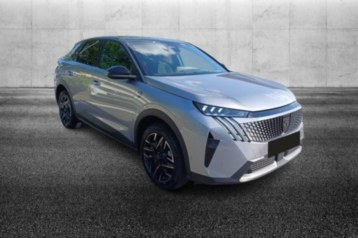 Peugeot 3008 1.2 hybrid 48V GT 136cv e-dcs6 (2)