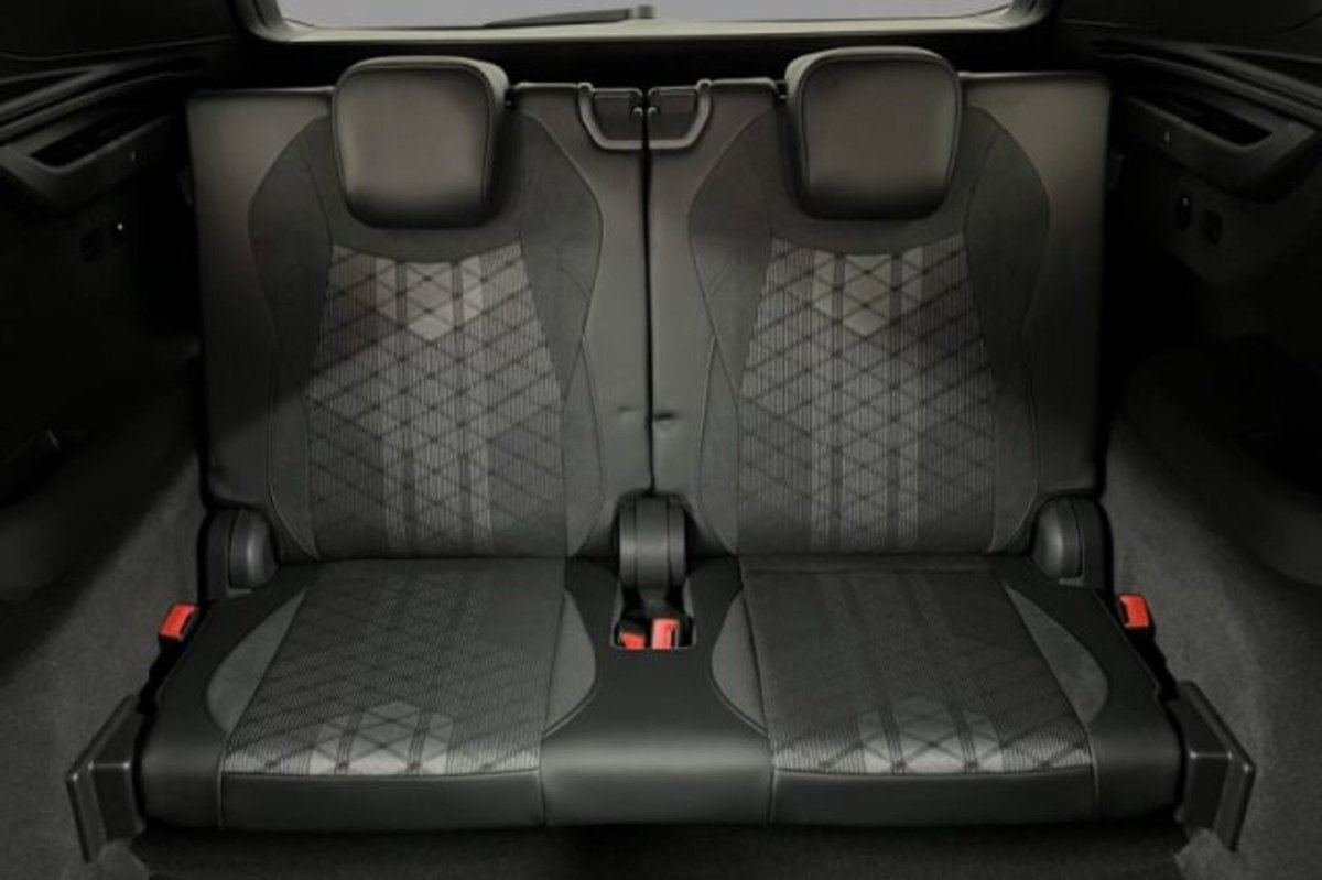Volkswagen Tayron 2.0 tdi R-Line 4motion 193cv dsg (8)
