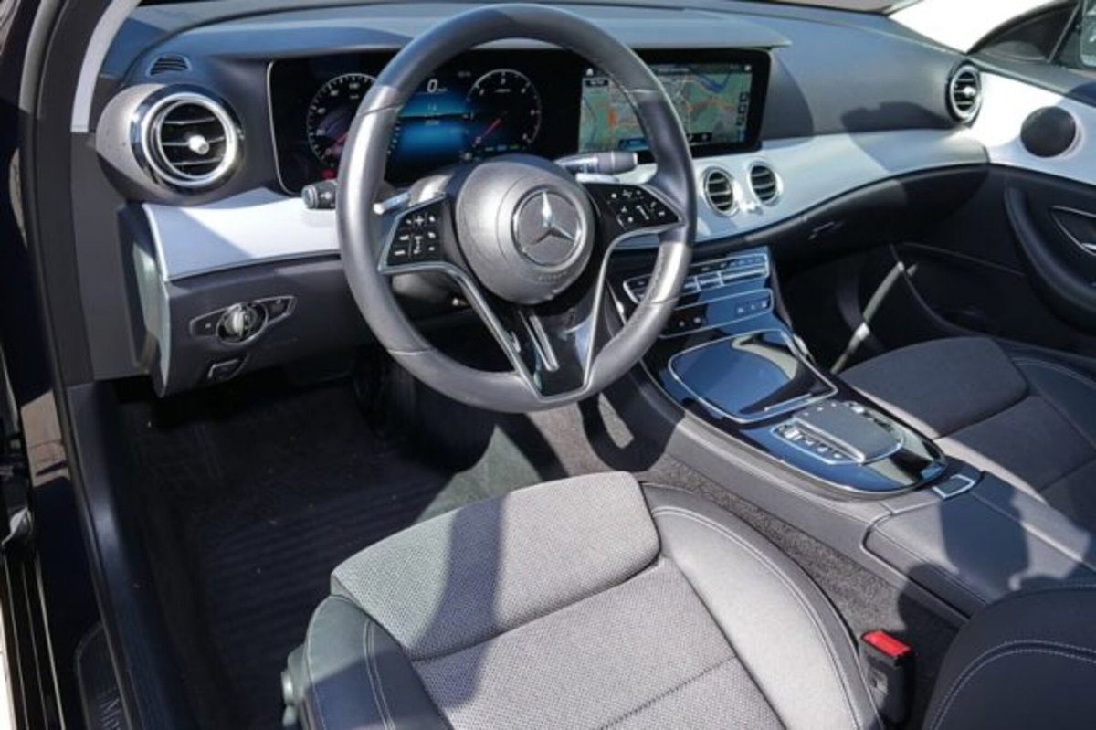Mercedes-Benz Classe E 220 d Auto Business Sport (6)