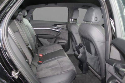 Audi e-tron Sportback 55 quattro (8)