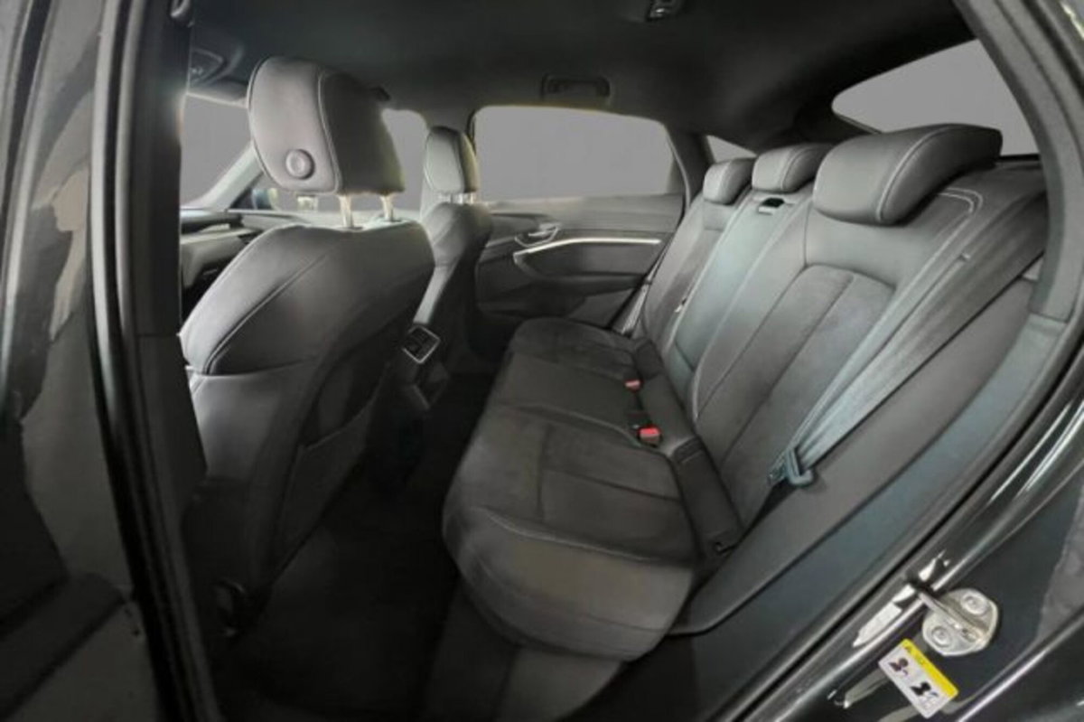 Audi e-tron Sportback 55 quattro S line edition (8)