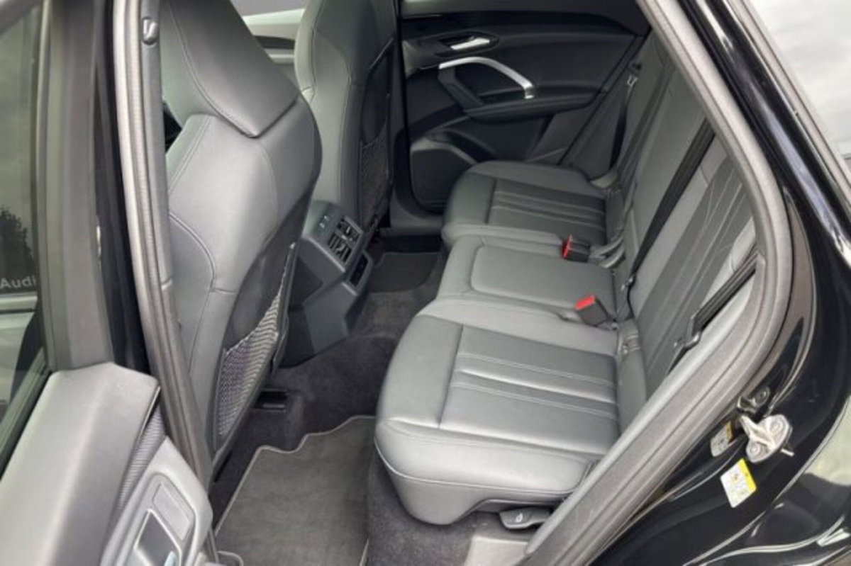 Audi Q5 Sportback 2.0 tdi mhev+ S line quattro 204cv s-tronic (8)