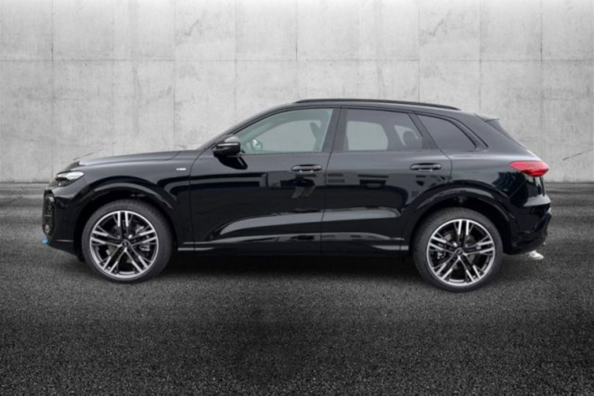 Audi Q5 40 2.0 tdi mhev 12V S line quattro s-tronic (3)