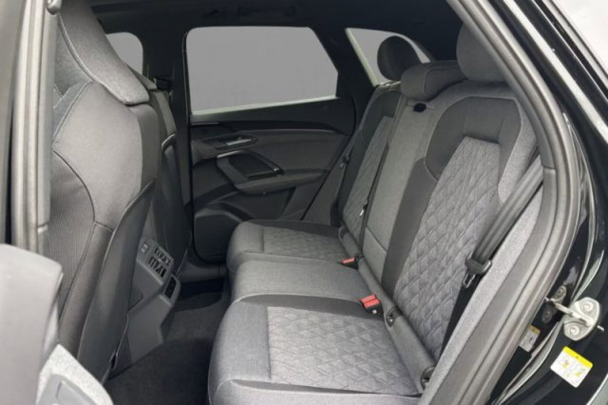 Audi Q5 40 2.0 tdi mhev 12V S line quattro s-tronic (8)