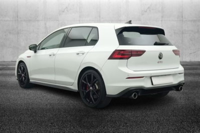 Volkswagen Golf 2.0 TSI GTI DSG (4)