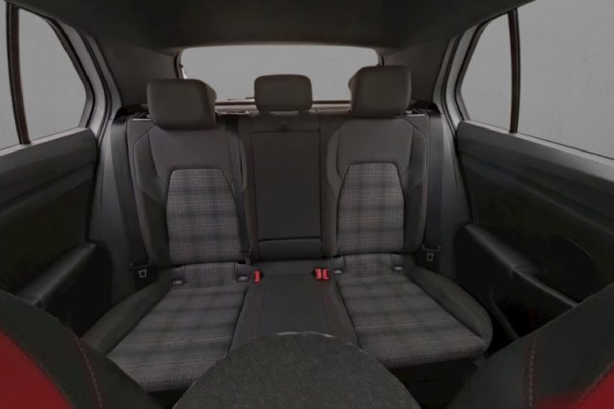 Volkswagen Golf 2.0 TSI GTI DSG (7)