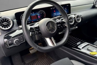 Mercedes-Benz Classe A 250 AMG Line Premium Plus 4matic auto (7)