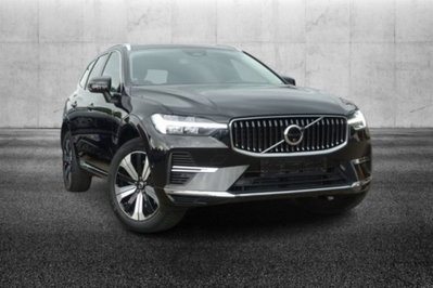 Volvo XC60 T6 Recharge AWD Plug-in Hybrid automatico Plus Bright (2)
