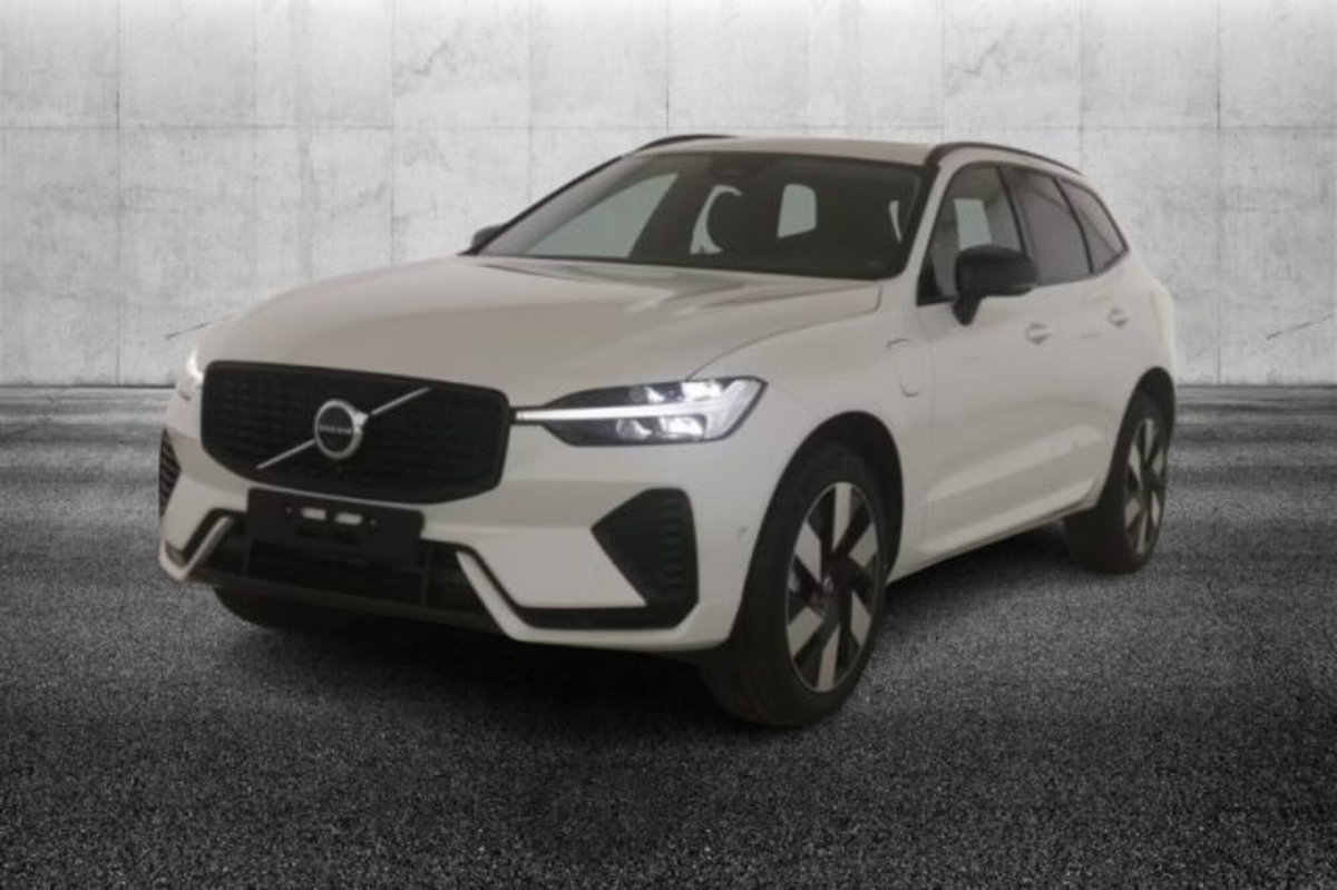 Volvo XC60 T8 Recharge AWD Plug-in Hybrid automatico Plus Dark