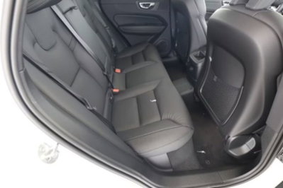 Volvo XC60 T8 Recharge AWD Plug-in Hybrid automatico Plus Dark (7)