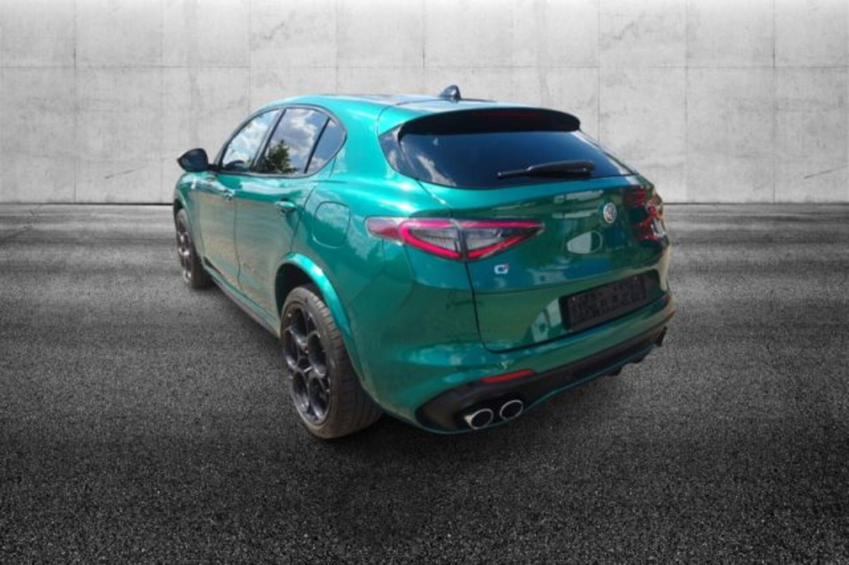 Alfa Romeo Stelvio 2.9 V6 Quadrifoglio Q4 520cv auto (4)