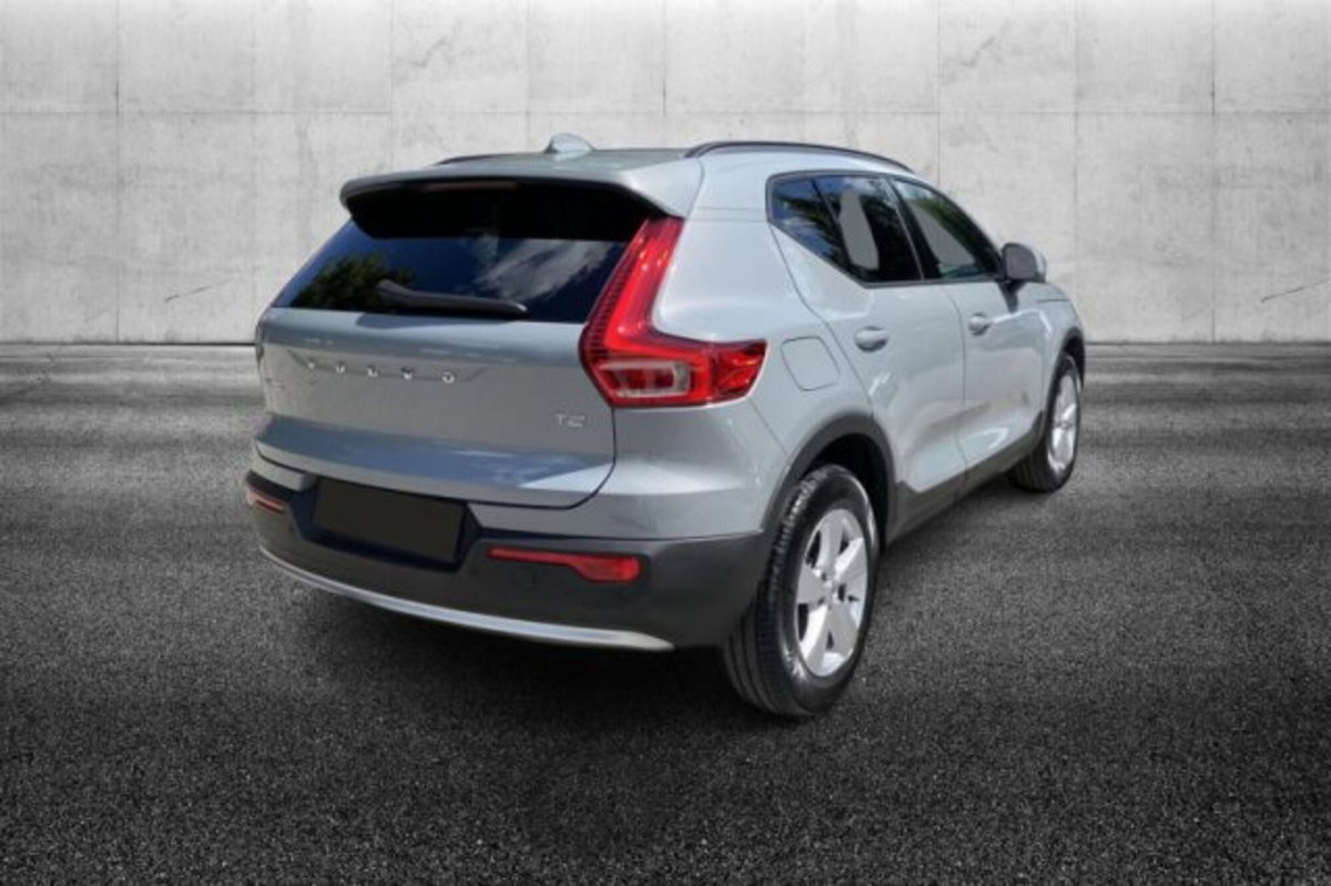 Volvo XC40 T2 automatico Essential (4)