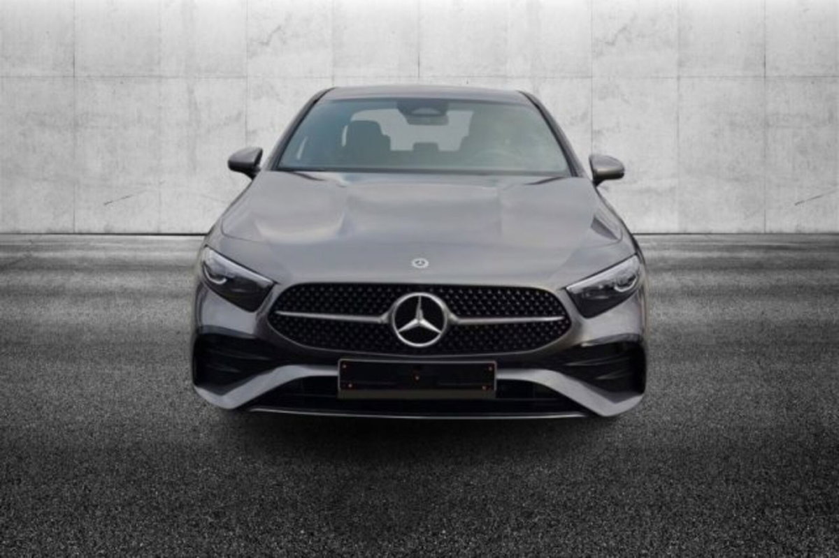 Mercedes-Benz Classe A Sedan 250 AMG Line Premium Plus 4matic auto (5)