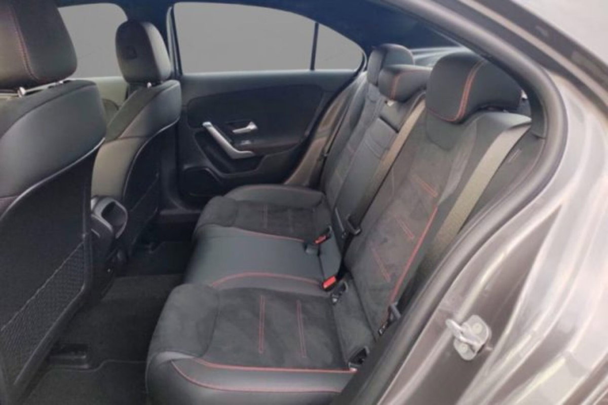 Mercedes-Benz Classe A Sedan 250 AMG Line Premium Plus 4matic auto (8)
