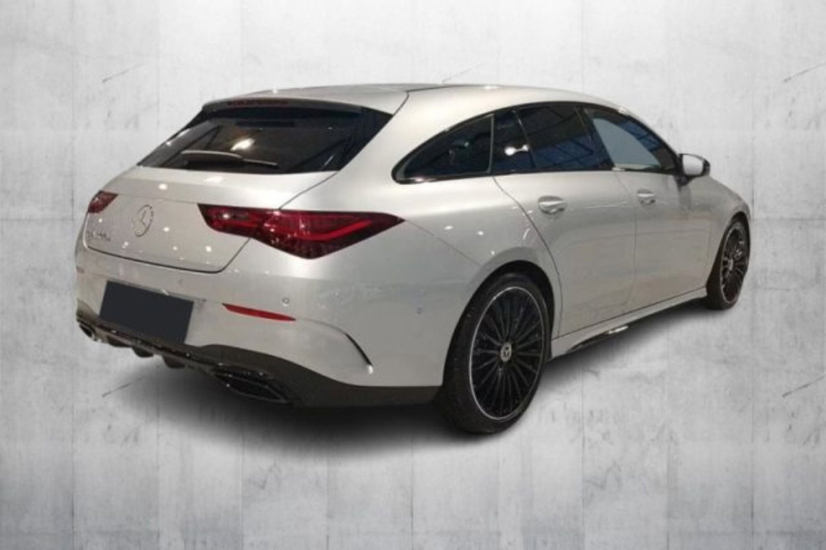 Mercedes-Benz CLA Shooting Brake 200 d AMG Line Premium Plus auto (2)