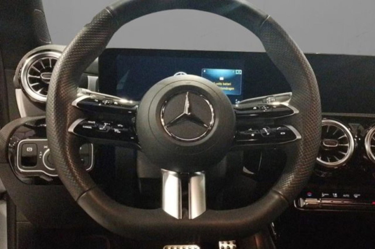 Mercedes-Benz CLA Shooting Brake 200 d AMG Line Premium Plus auto (7)