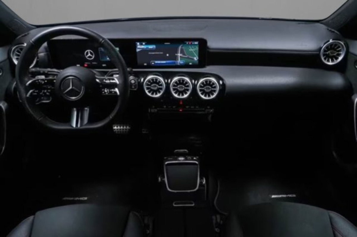Mercedes-Benz Classe A 220 d AMG Line Premium Plus auto (3)