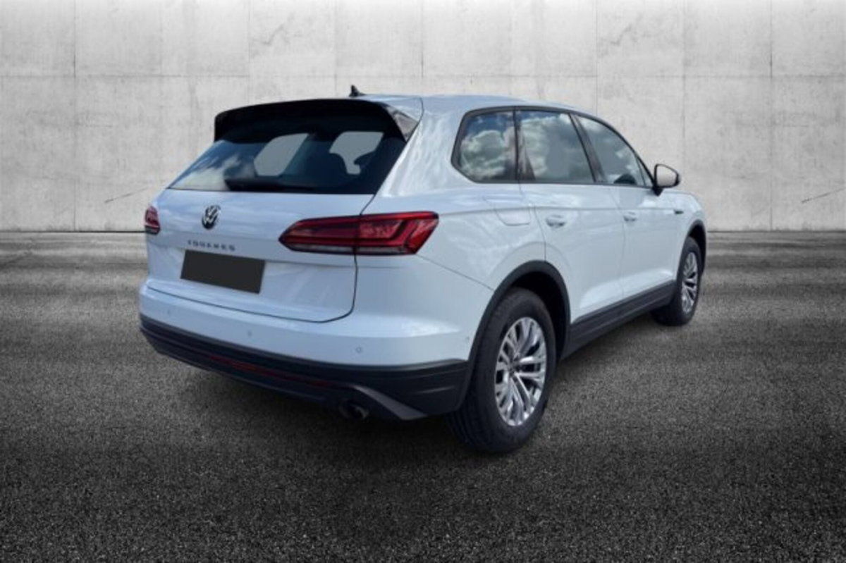 Volkswagen Touareg 3.0 V6 TDI SCR Elegance (3)