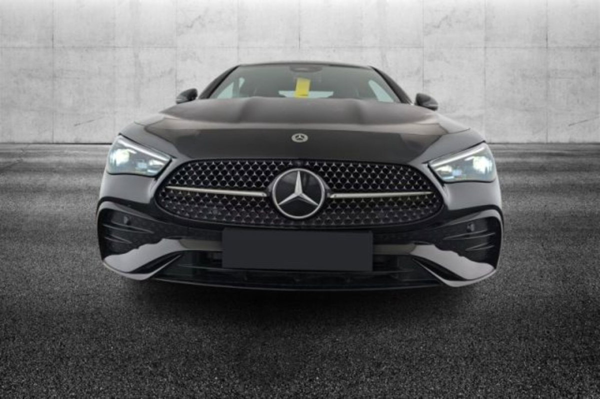 Mercedes-Benz CLE Coupé 200 AMG Line Premium auto (4)